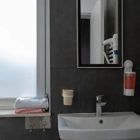 Slana Oaza توزلا